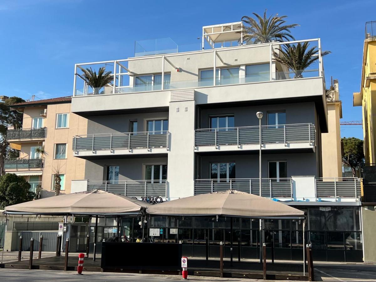 Appartamenti Residence Giardini ريتشوني المظهر الخارجي الصورة