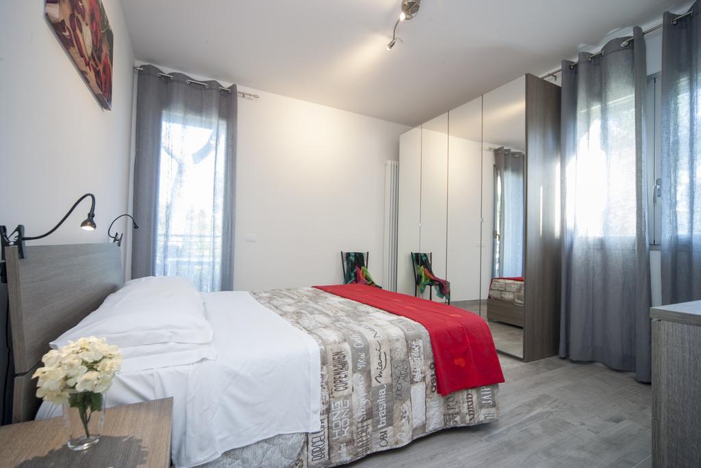 Appartamenti Residence Giardini ريتشوني المظهر الخارجي الصورة